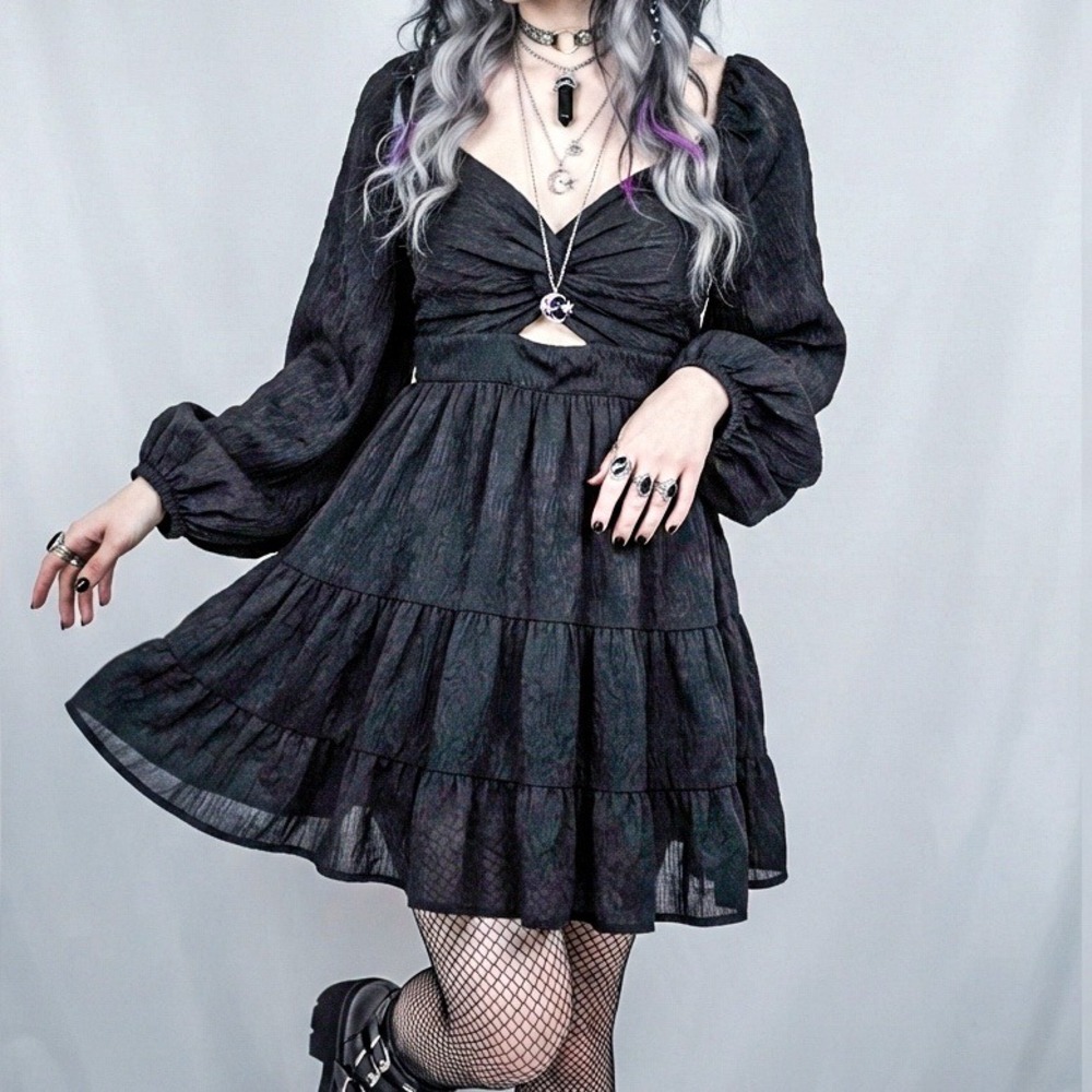Altard State Babydoll Dress Sz XL Black Tiered Crinkled Smock LBD Balloon Witchy